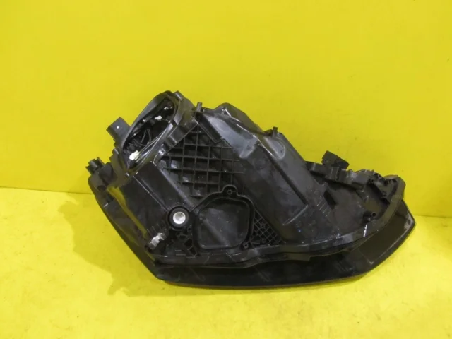 Фары для Audi A7 C8 2018+ на фотографиях