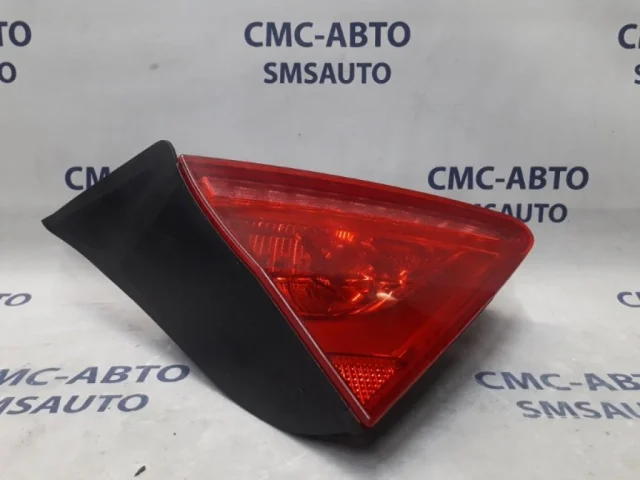 Фонарь внутренний левый для Audi A7 4G 2010-2014 на фотографиях