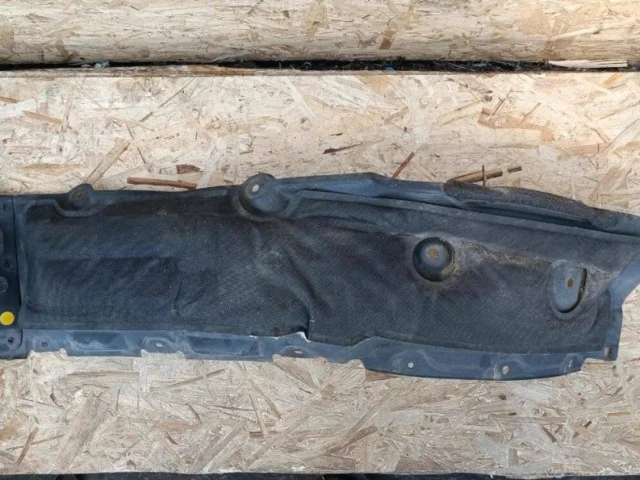 Подкрылок передний левый для Toyota Land Cruiser 200 (JDM) 2007-2013 на фотографиях