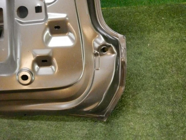 Дверь багажника для Renault Duster HM 2020+ на фотографиях