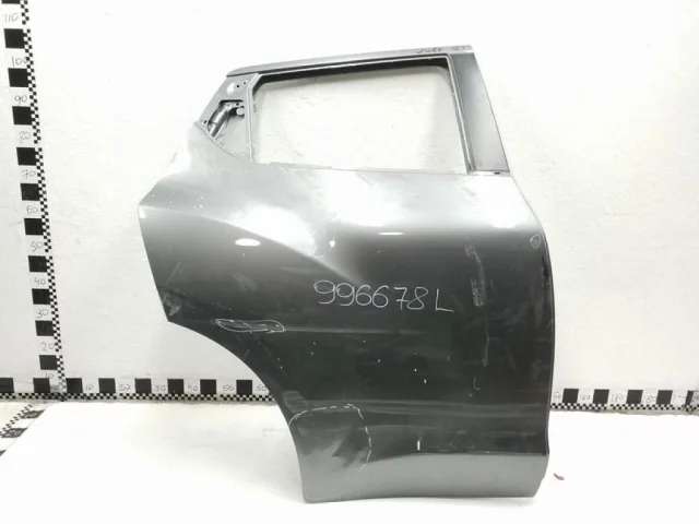 Накладка на дверь задняя правая для Nissan Juke YF15 JDM 2010-2014 на фотографиях