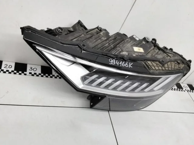 Фара левая для Audi Q8 4M 2018-2023 на фотографиях