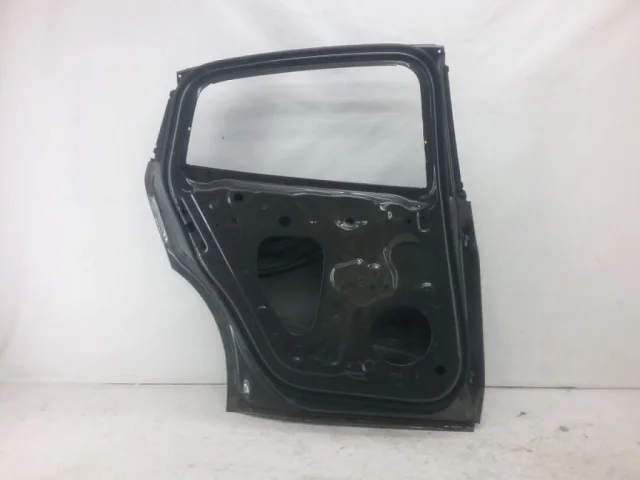 Дверь задняя левая для Porsche Panamera 971 2016-2024 на фотографиях