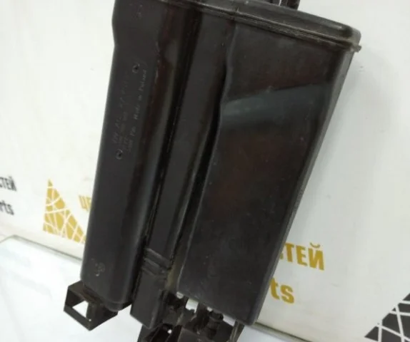 Адсорбер паров бензина для Skoda Octavia A7 rest на фотографиях