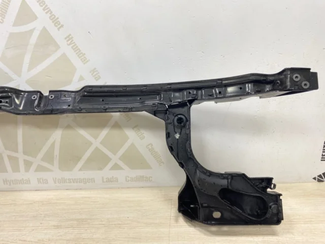 Панель радиатора (телевизор) для Volkswagen Caddy IV (2K) 2015-2020 на фотографиях