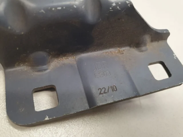 Петля капота левая для Nissan Qashqai J10 2006-2013 на фотографиях