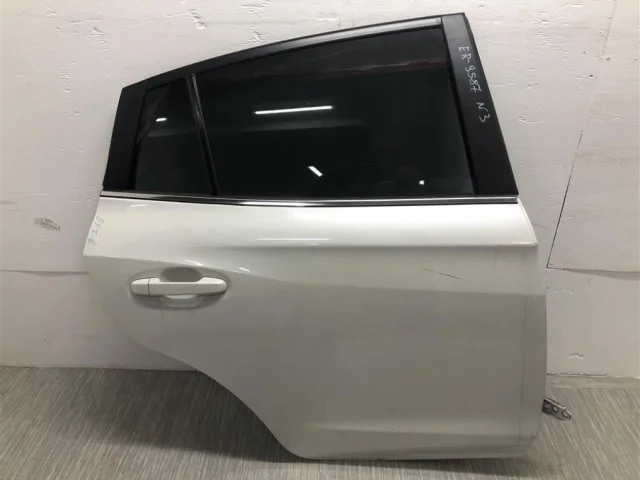 Дверь задняя правая для Subaru XV GT/G24 2017+ на фотографиях