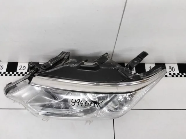 Фара левая для Toyota Camry XV50 II rest 2017-2018 на фотографиях