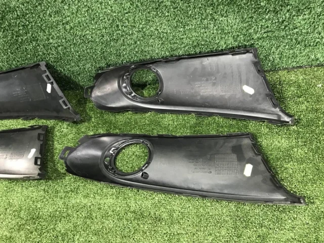 Рамка ПТФ левая для Volkswagen Polo V (6R) 2009-2014 на фотографиях