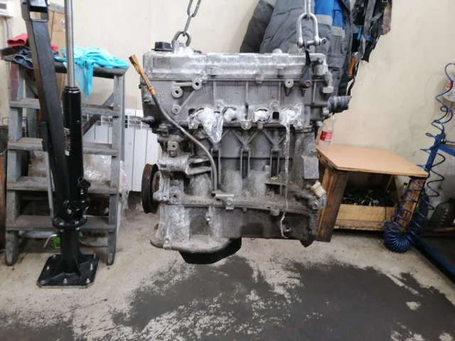 Двигатель без навесного для Mazda Familia Y12 Универсал 2007-2018 на фотографиях