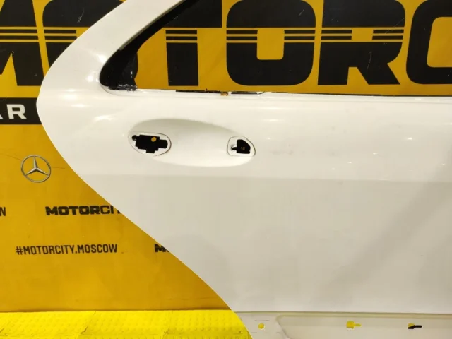 Дверь задняя правая для Mercedes-Benz S class W220 1998-2005 на фотографиях