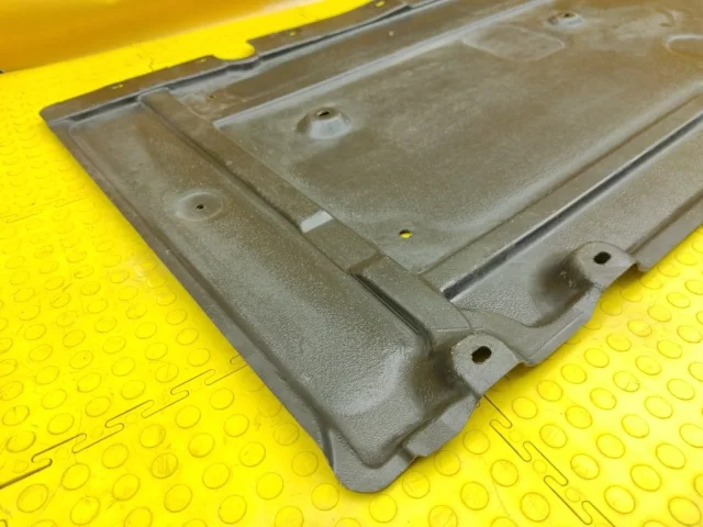 Защита днища для BMW 5er Е39 Touring 1997-2004 на фотографиях