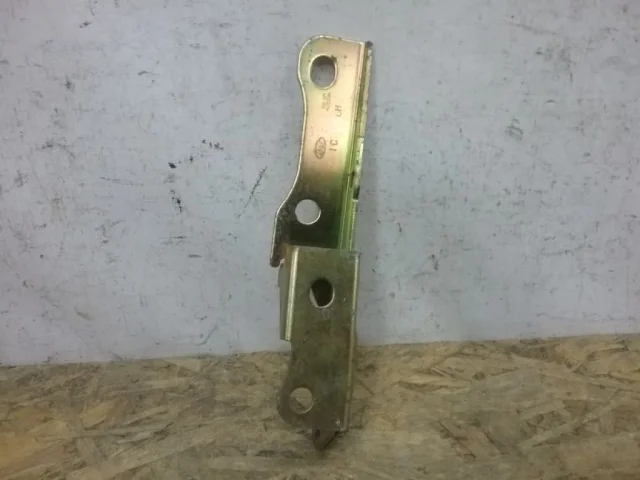 Петля капота левая для Hyundai Accent 2 Седан LC 1999-2012 на фотографиях