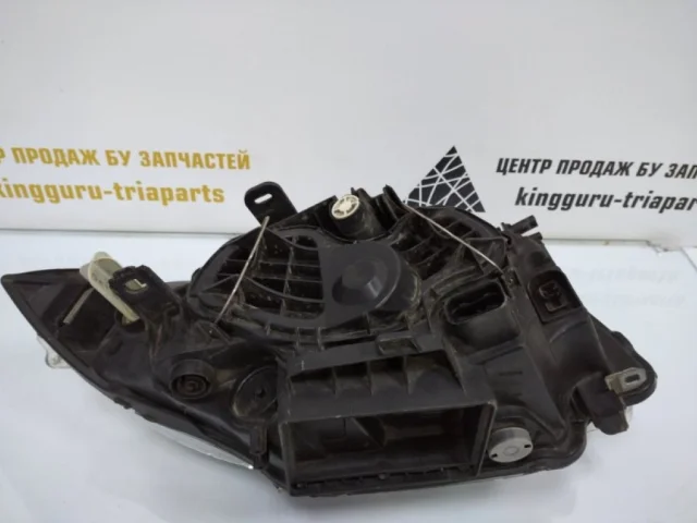 Фара левая для BMW 1er Е81 2007-2012 на фотографиях