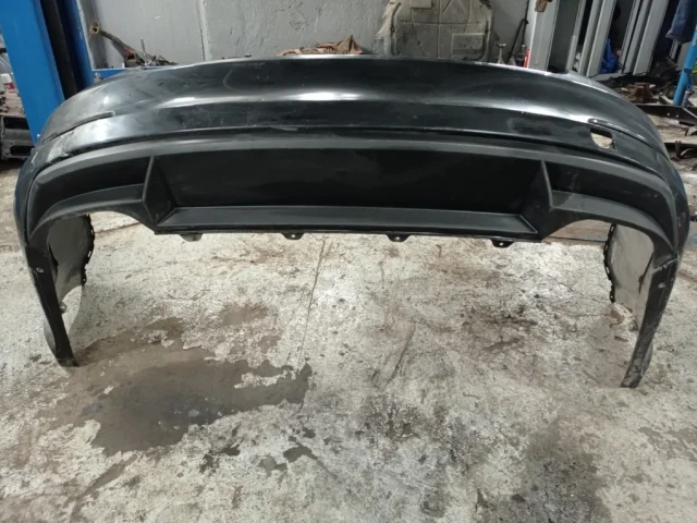 Бампер задний для Skoda Octavia A7 Tour на фотографиях