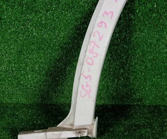 Крылья для Subaru Forester SG JDM 2002-2007 на фотографиях