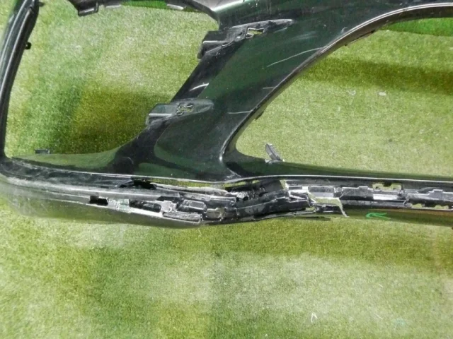 Бампер передний для Mercedes-Benz S class W223 2021+ на фотографиях