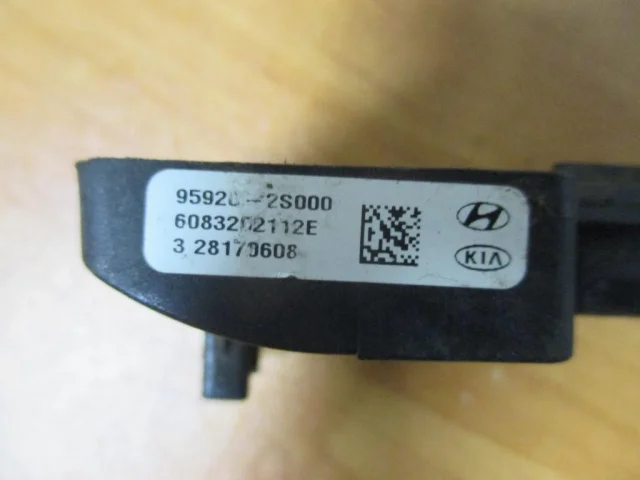 Датчик подушки безопасности для Kia Sportage 3 на фотографиях