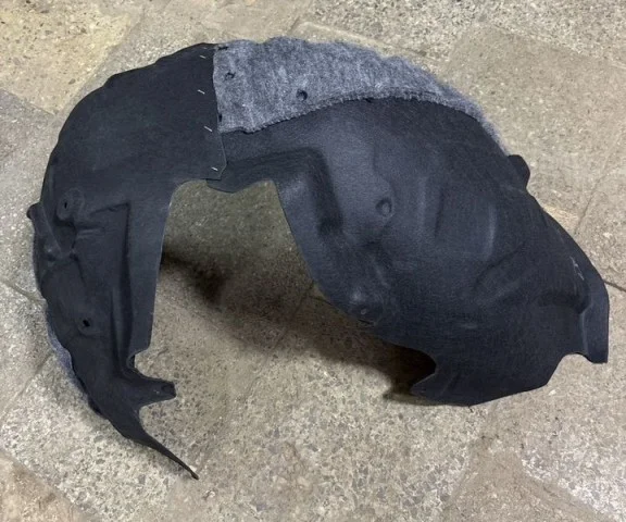 Подкрылок передний правый для Audi A7 4G 2010-2014 на фотографиях