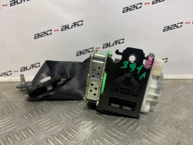 Ремень безопасности передний левый для Citroen C4 Хэтчбек 2010-2016 на фотографиях