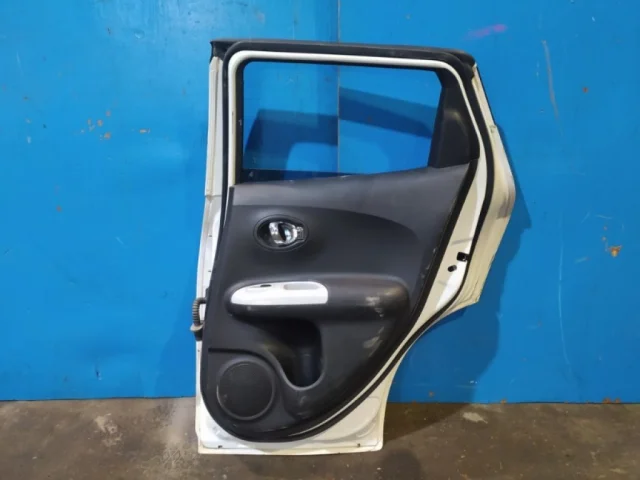Дверь задняя правая для Nissan Juke YF15 JDM 2010-2014 на фотографиях