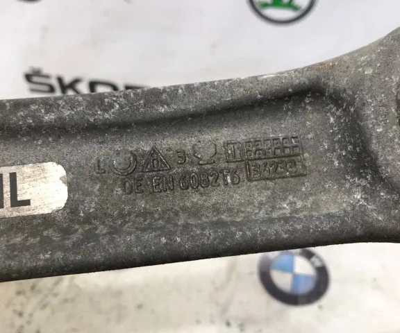 Рычаг передний правый верхний для BMW 5er Ф10 2010-2013 на фотографиях