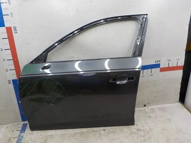 Дверь передняя левая для Audi A4 B9 2015+ на фотографиях