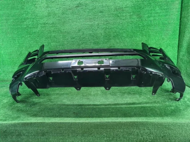 Бампер передний для Toyota Land Cruiser J300 2021+ на фотографиях