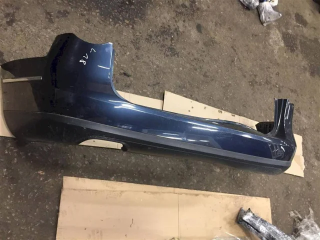 Бампер для Volkswagen Passat Variant (B6, Typ 3C) 2004-2010 на фотографиях