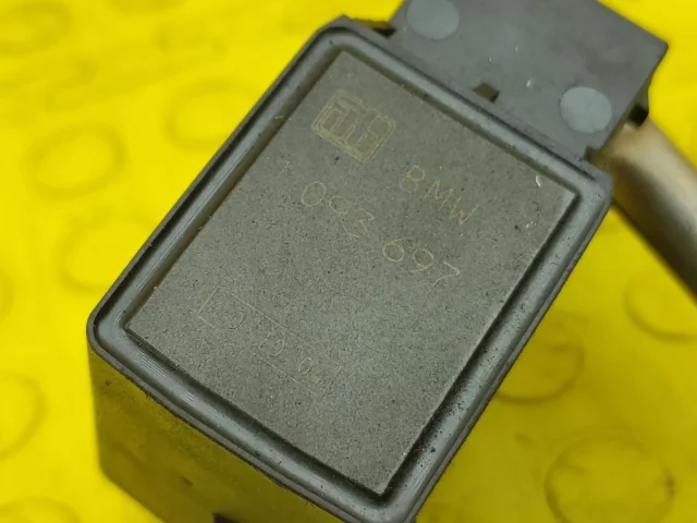 Датчик дорожного просвета передний для BMW X3 Е83 2003-2010 на фотографиях