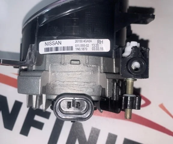 Фары для Infiniti QX 80 2013-2022 на фотографиях