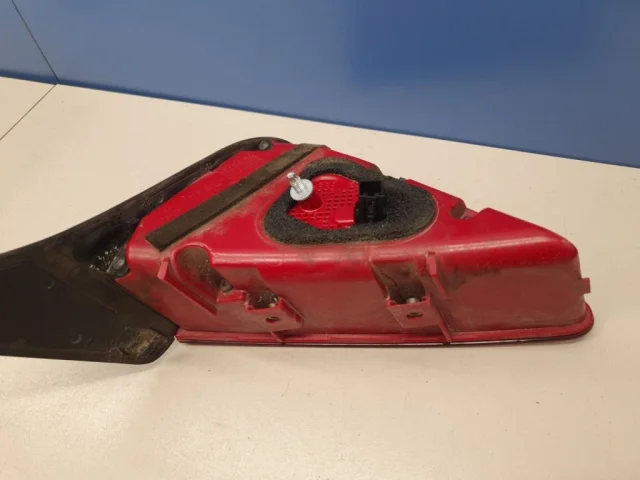 Фонарь внутренний левый для Audi A7 4G 2010-2014 на фотографиях