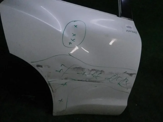 Накладка на дверь задняя правая для Nissan Juke YF15 2010-2014 на фотографиях