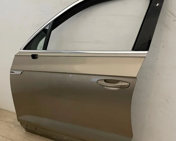 Двери для Volkswagen Touareg III (CR) 2018+ на фотографиях