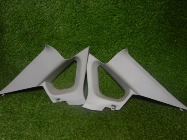 Обшивка центральной левой стойки для Nissan Almera G15 2012-2019 на фотографиях