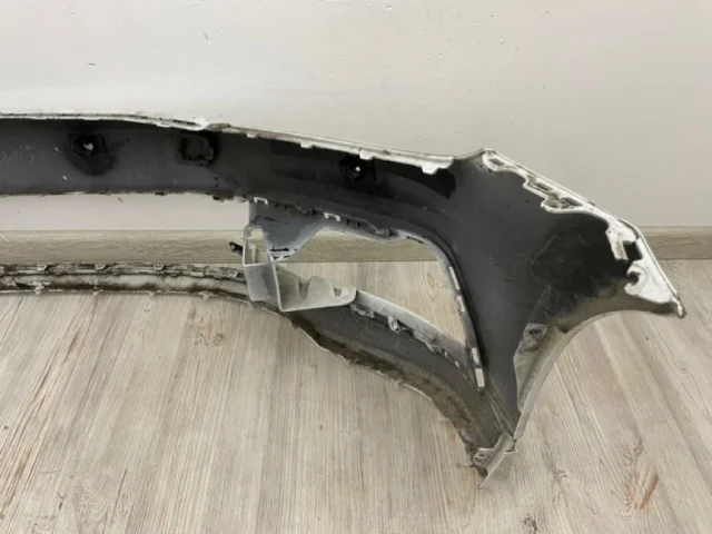 Бампер для Volkswagen Passat (B8.5) Variant, R-line, GTE 2019+ на фотографиях