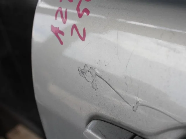 Дверь задняя правая для Toyota Avensis Хетчбек T250 2003-2008 на фотографиях