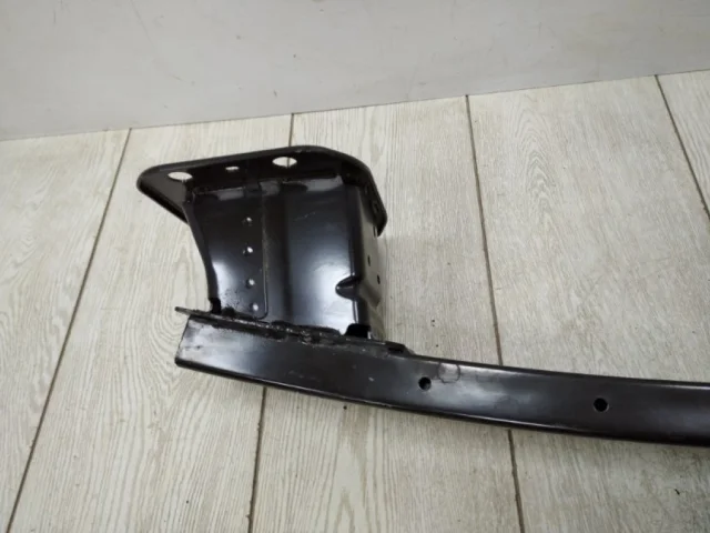 Усилитель бампера передний верхний для Hyundai Tucson NX4 2020+ на фотографиях