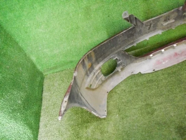 Бампер передний для Renault Logan 2007-2012 (Универсал KS) на фотографиях