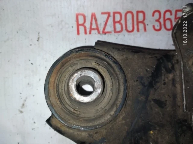 Качающийся рычаг правый для Volvo S80 AS 2006-2016 на фотографиях