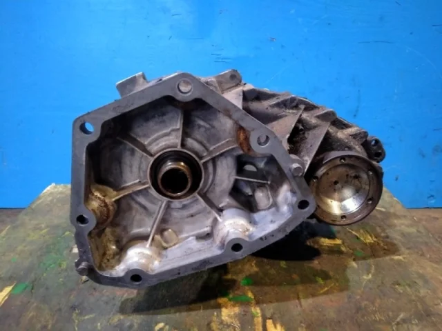 Раздатка для Ford Explorer UN152 2001-2005 на фотографиях