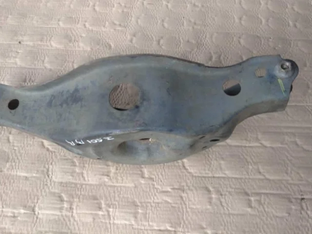 Качающийся рычаг левый для Nissan Murano Z51 2007-2015 на фотографиях