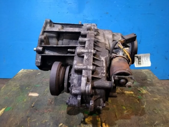 Раздатка для Ford Explorer UN152 2001-2005 на фотографиях