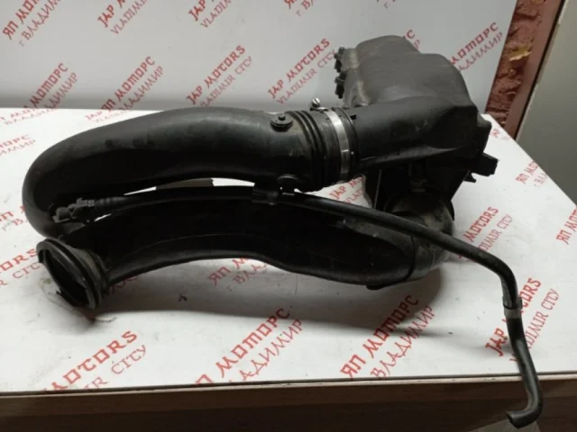 Корпус воздушного фильтра для Citroen C4 Хэтчбек 2010-2016 на фотографиях