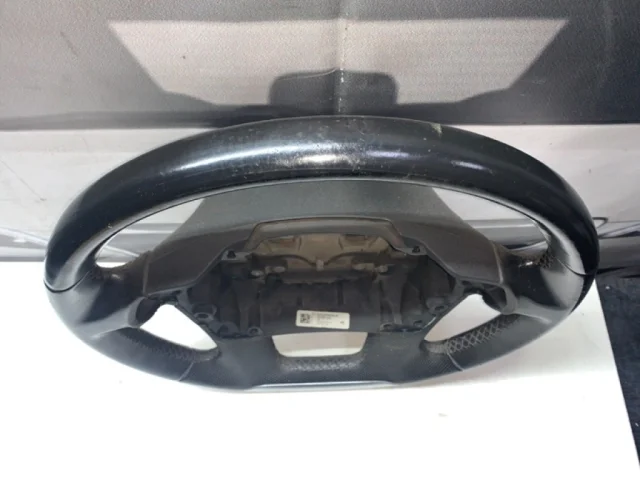 Руль для Citroen C4 Седан 2010-2016 на фотографиях