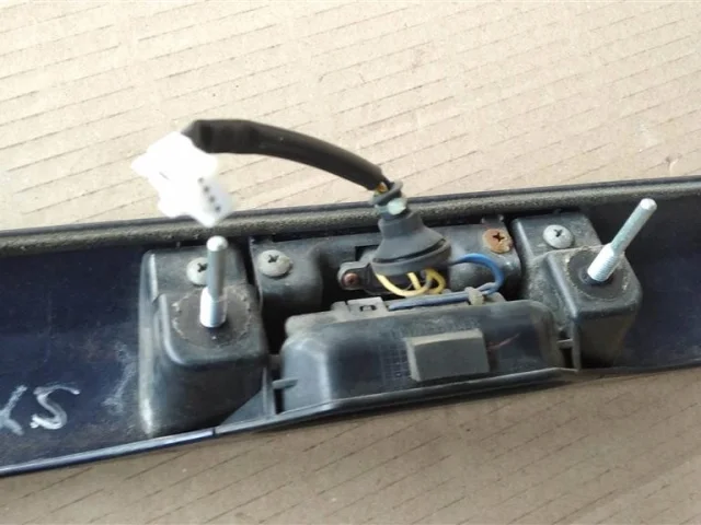 Накладка порога левая для Suzuki SX4 2006-2009 на фотографиях