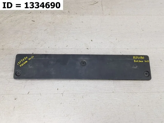 Накладка под номер для Hyundai Tucson TL rest 2018-2021 на фотографиях