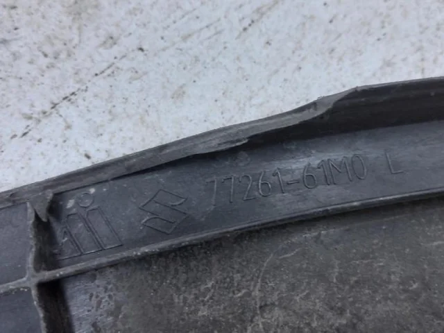 Крылья для Suzuki SX4 2013-2016 на фотографиях