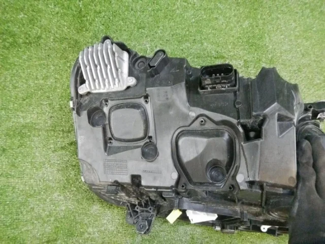 Фары для Mercedes-Benz S class W223 2021+ на фотографиях