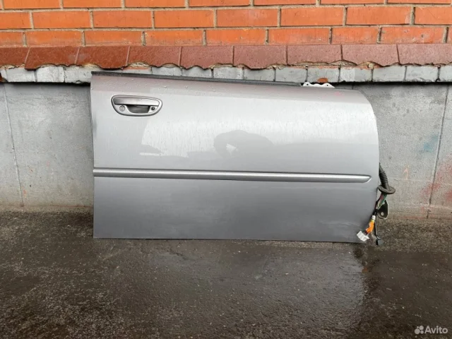Дверь передняя правая для Subaru Legacy BL/B13 2003-2009 на фотографиях